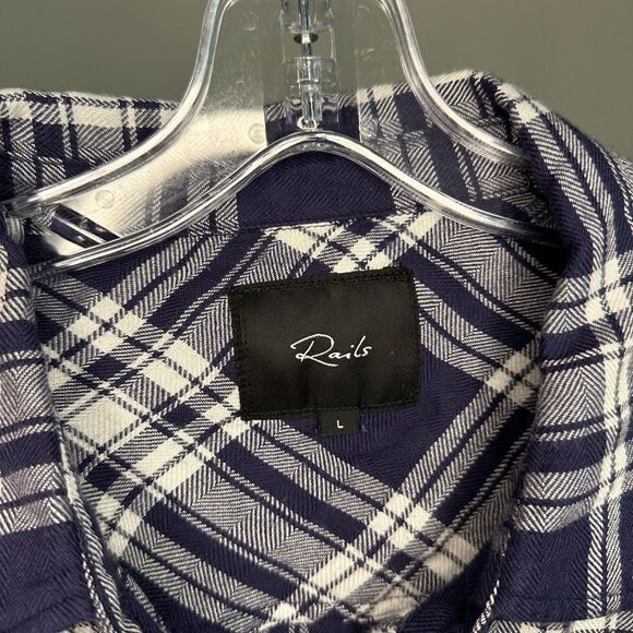 Rails Hunter Plaid Navy Blue Rayon Western Grunge Shirt Blouse Sz L - Picture 5 of 7